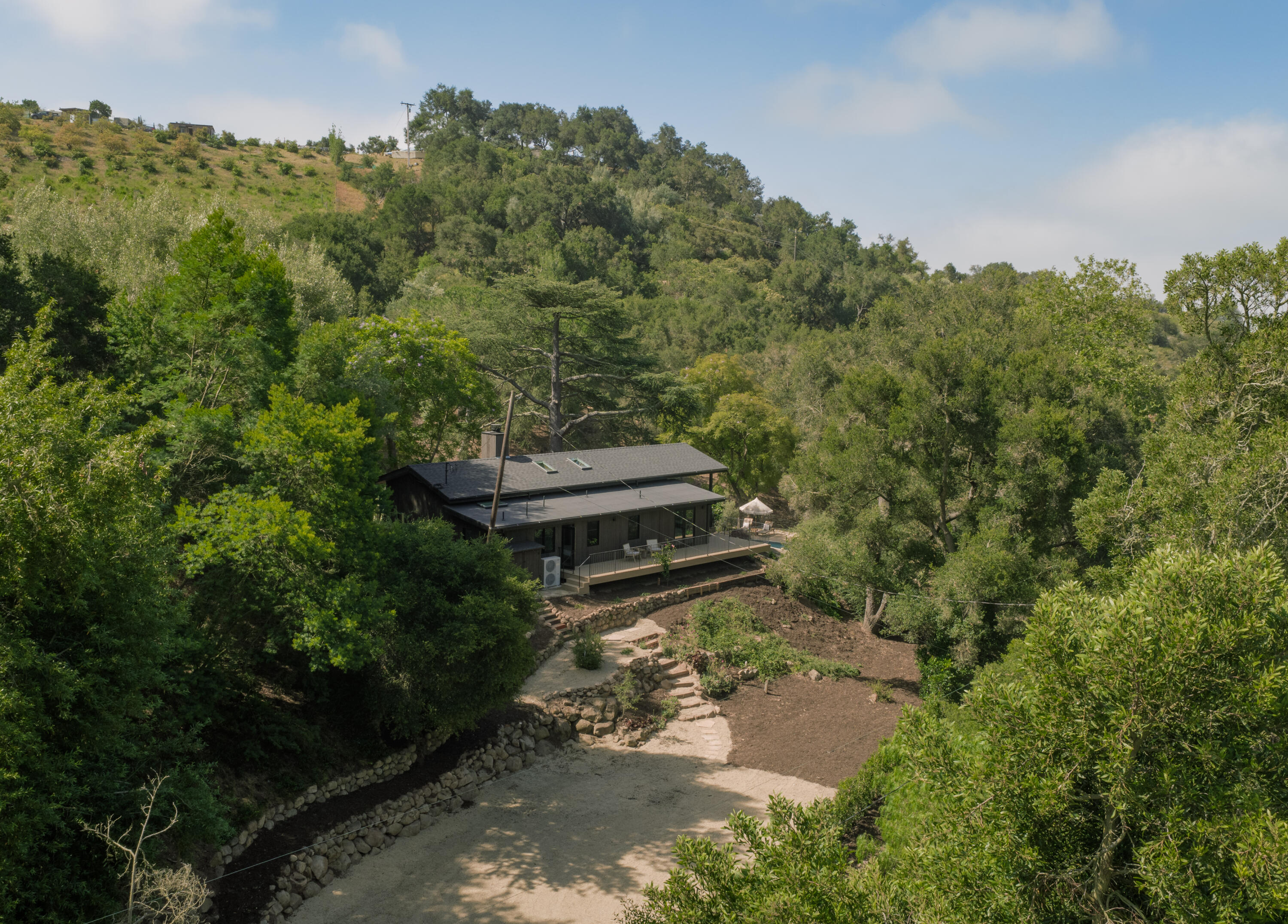 1590 San Roque Road Santa Barbara, CA 93105 - Photo 49 of 50 47. HouseSideRight2