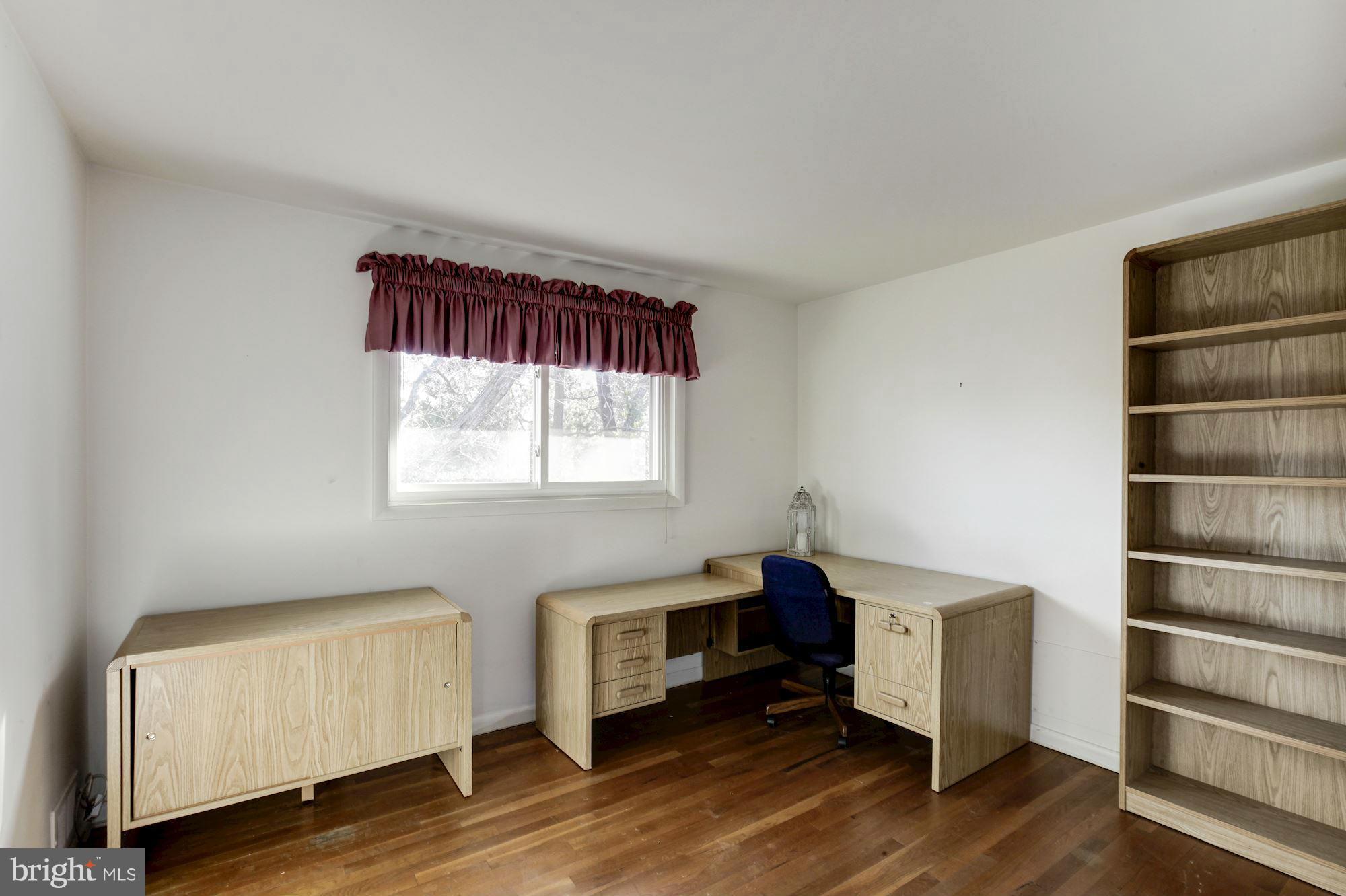 6933 Tyndale Street McLean, VA 22101 - Photo 22 of 25 Interior (General)