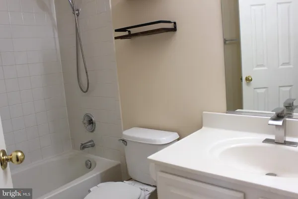 $2,995 | 42856 Golf View Drive, Chantilly, VA 20152