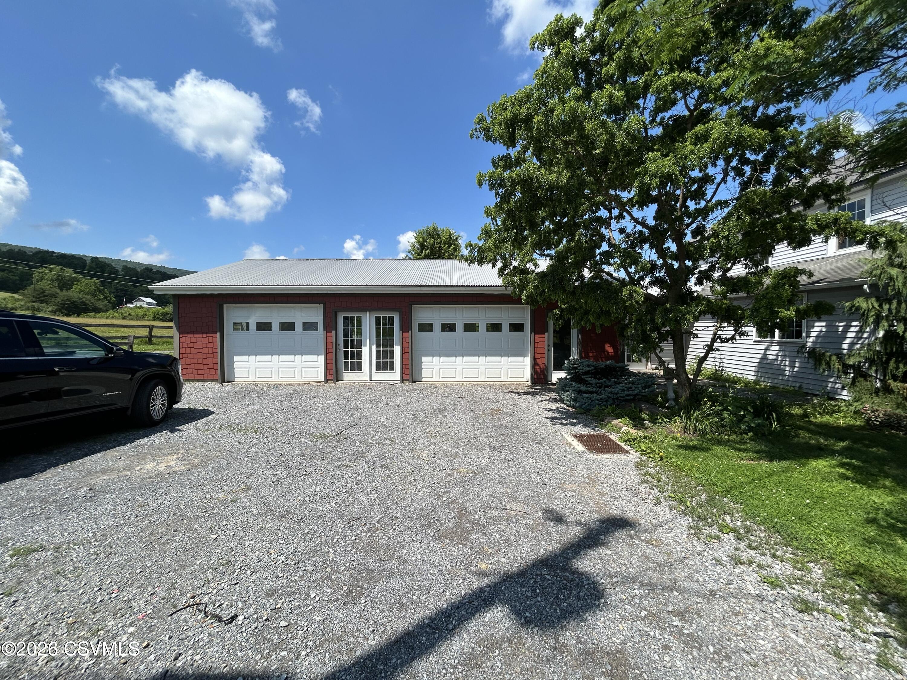 687 Hanselman Road Mifflinburg, PA 17844 - Photo 4 of 40