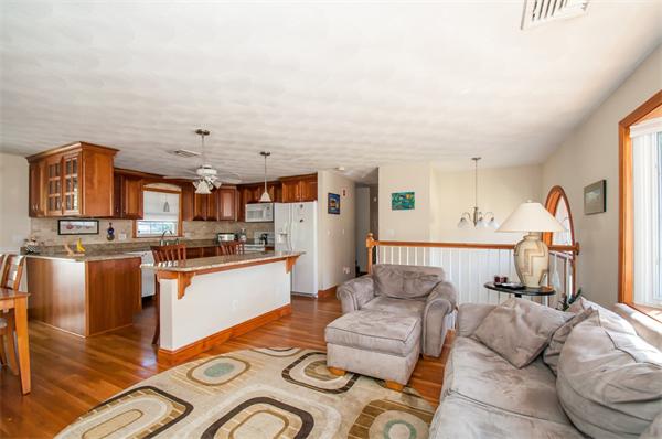 23 Antrim Road Peabody, MA 01960 - Photo 7 of 29 Gallery Image 7