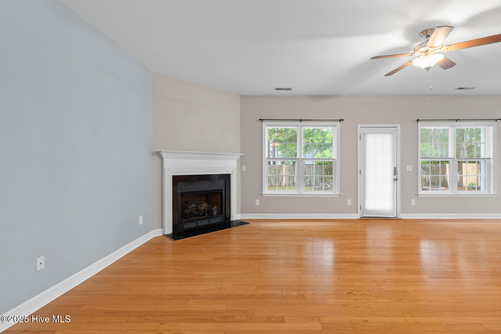 106 Rita Lane Hampstead, NC 28443 - Photo 6 of 34 rita-11