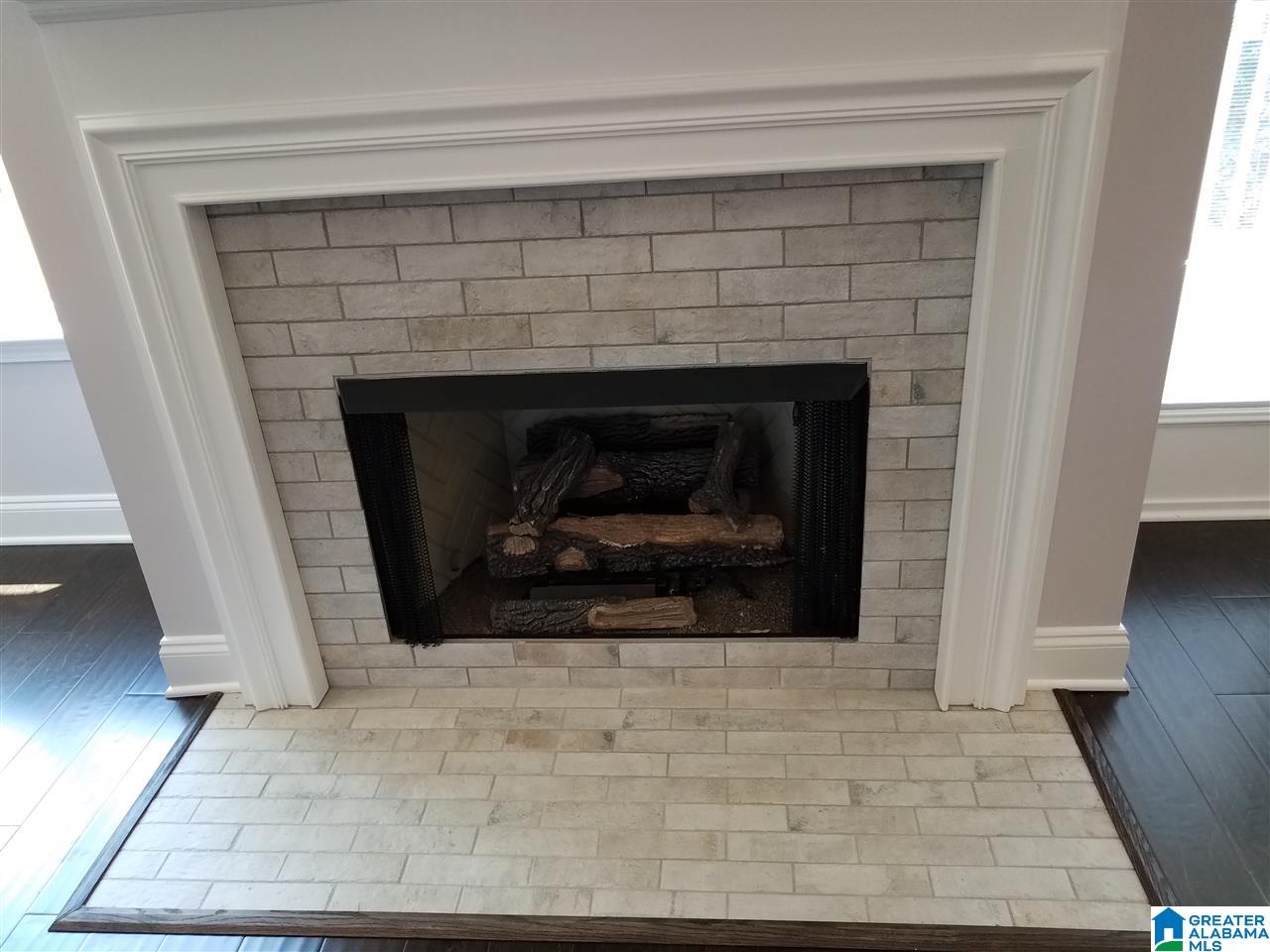 841 Madison Lane Helena, AL 35080 - Photo 3 of 28