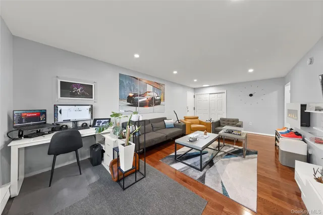 $325,000 | 765 Sierra Vista Lane, Valley Cottage, NY 10989