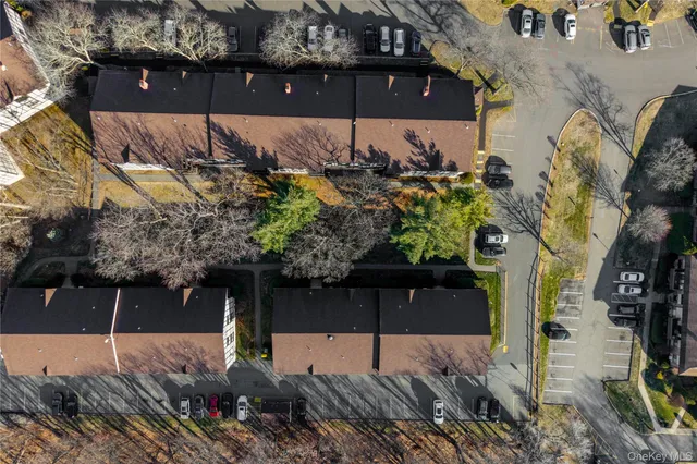 $325,000 | 765 Sierra Vista Lane, Valley Cottage, NY 10989