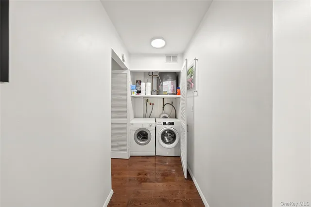 $325,000 | 765 Sierra Vista Lane, Valley Cottage, NY 10989