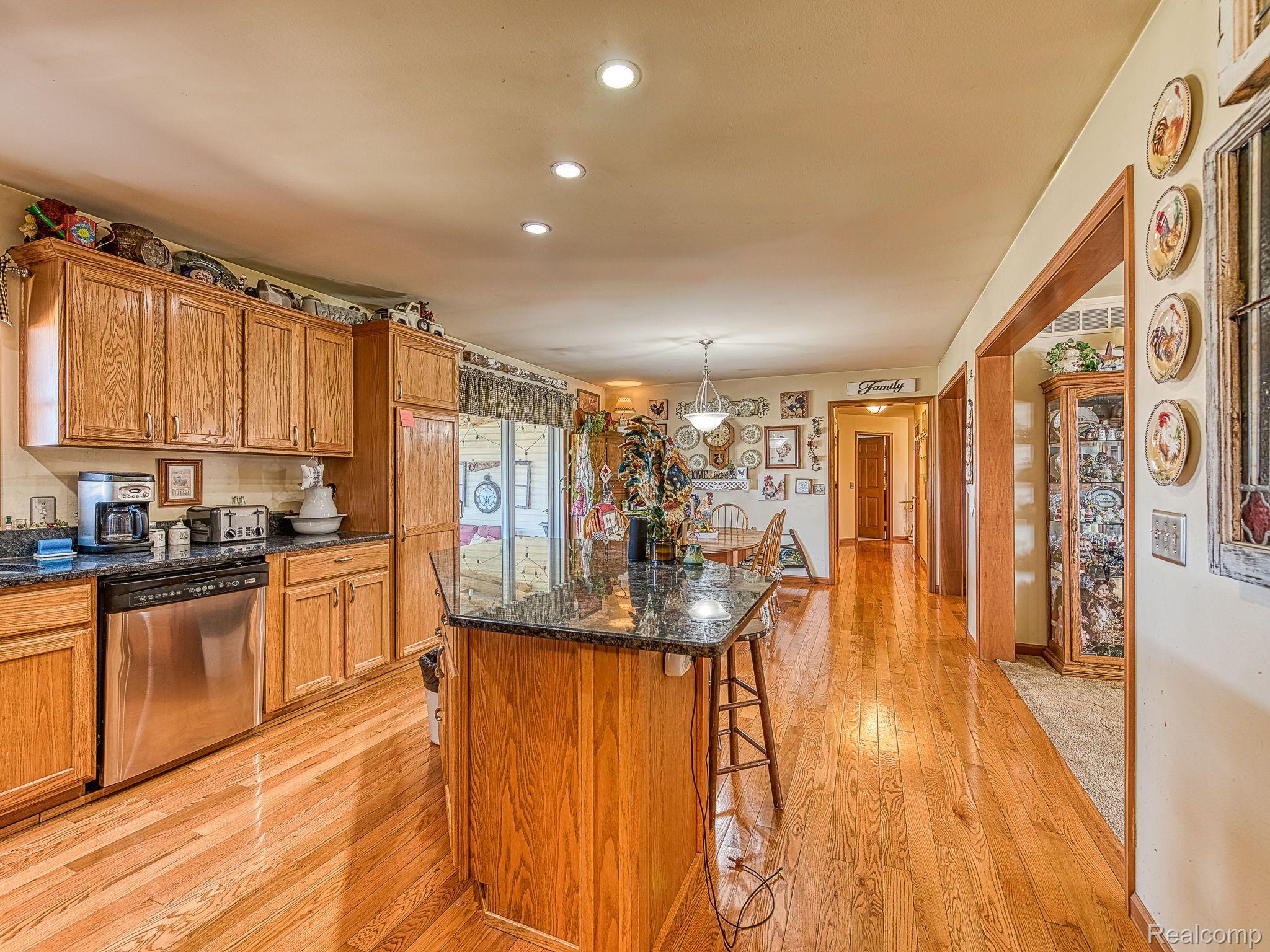 7992 Blue Bush Road Maybee, MI 48159 - Photo 8 of 38 Gallery Image 8