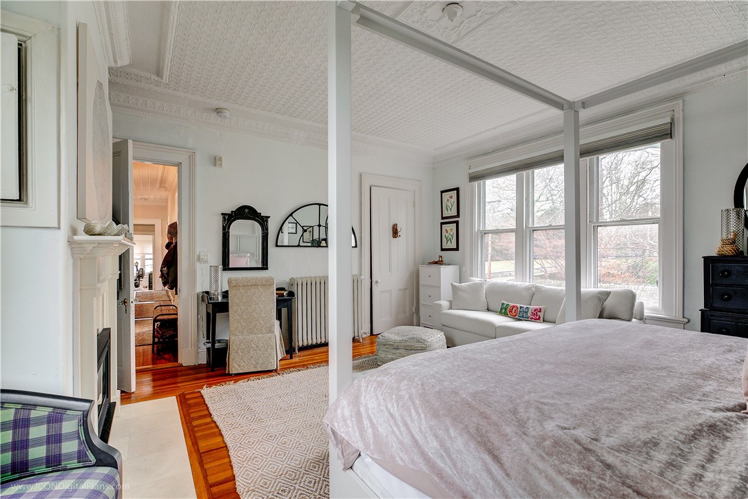 569 Spring Street, Unit 2 Newport, RI 02840 - Photo 14 of 21