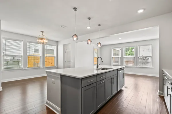 $3,400 | 165 Rowans Creek Drive, Charleston, SC 29492