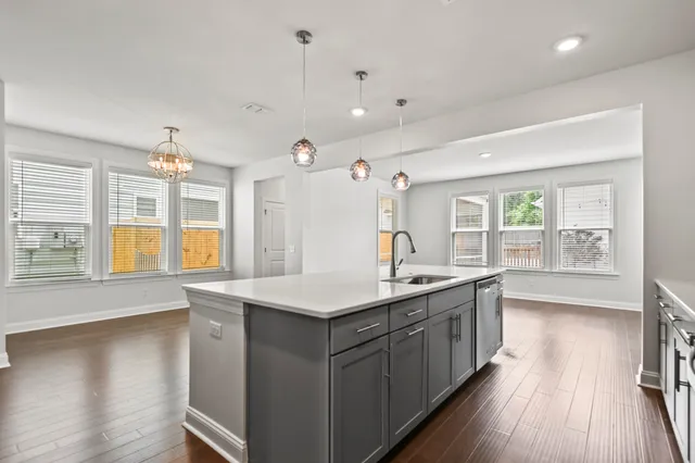 $3,400 | 165 Rowans Creek Drive, Charleston, SC 29492