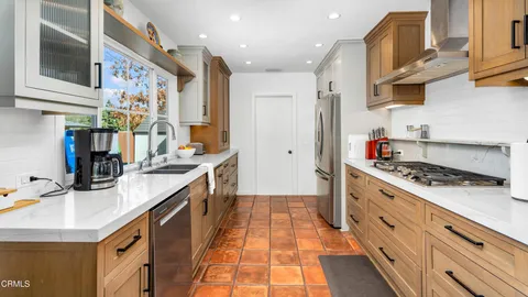 $1,099,000 | 8224 Kyle Street, Sunland, CA 91040