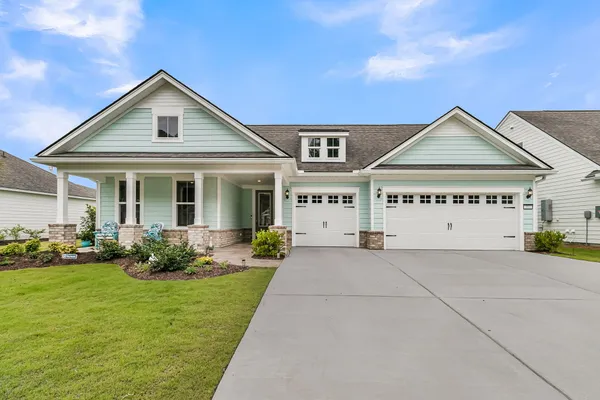 $929,000 | 753 Spring Highlands Drive, Summerville, SC 29486
