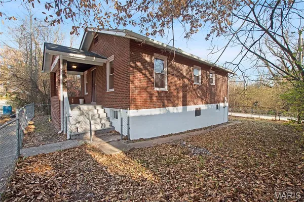 $60,000 | 2140 Crescent Avenue, Hillsdale, MO 63121