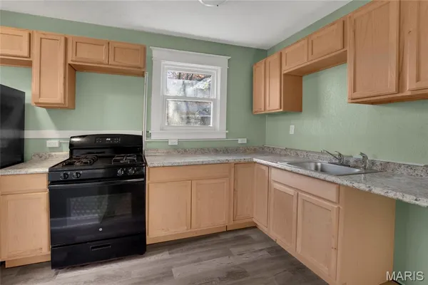 $60,000 | 2140 Crescent Avenue, Hillsdale, MO 63121