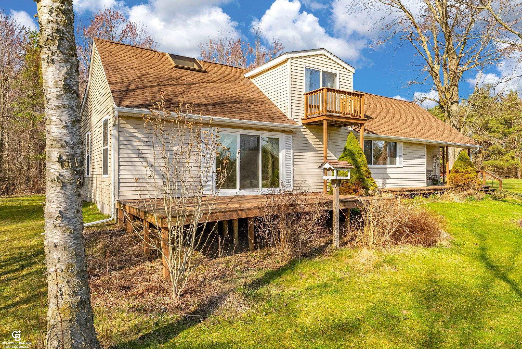 4610 Fisher Road Jeddo, MI 48032 - Photo 4 of 55 50171572-05314aac-6c8c-4c31-9bb2-927b3869f9cc.JPG
