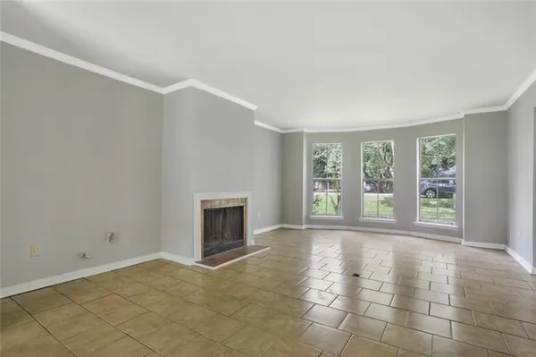 $1,550 | 217 West 9th Avenue, Covington, LA 70433