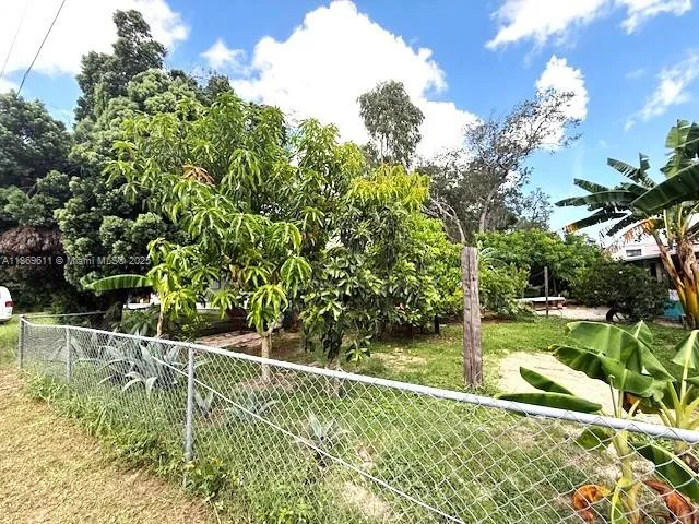 $170,000 | 2003 Roseland Avenue, Sebring, FL 33870