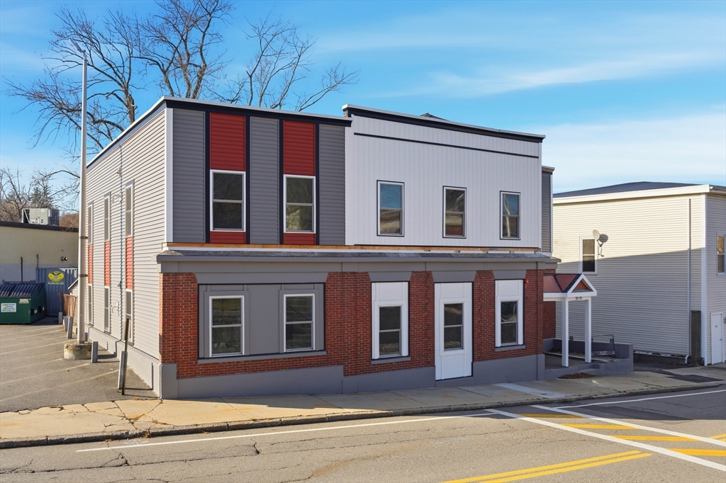 115-117 Mechanic Street, Unit 4 Clinton, MA 01510 - Photo 2 of 27