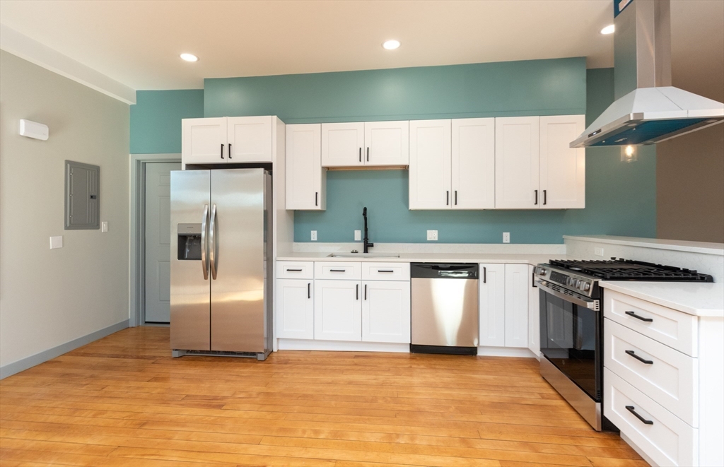 115-117 Mechanic Street, Unit 4 Clinton, MA 01510 - Photo 6 of 27