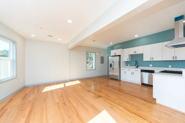 $399,000 | 115-117 Mechanic Street, Unit 4, Clinton, MA 01510