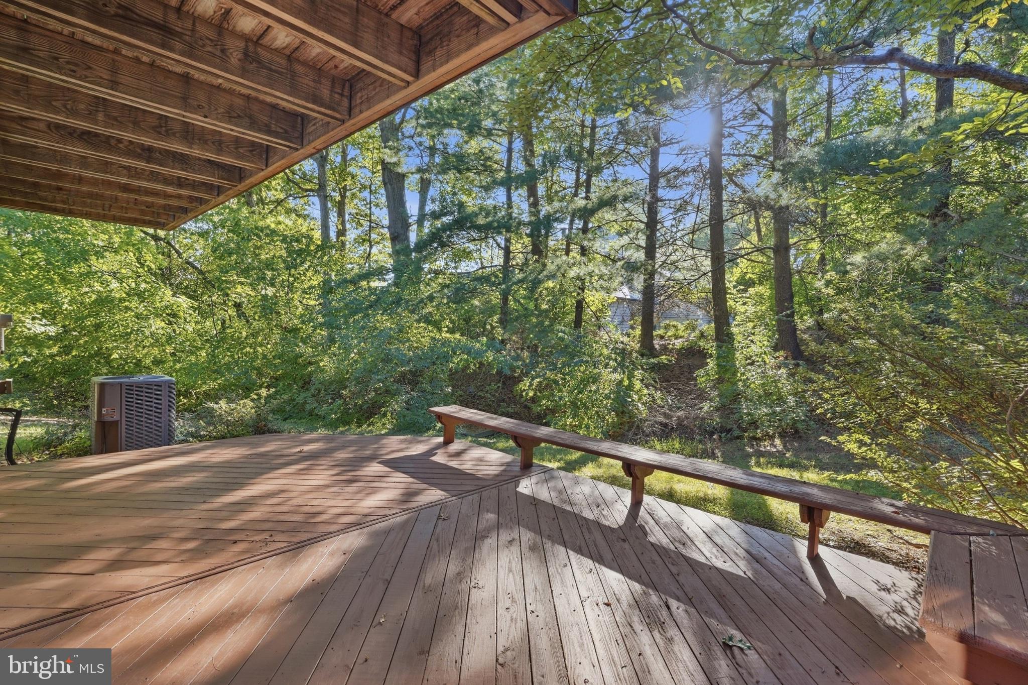 2165 Cabots Point Lane Reston, VA 20191 - Photo 37 of 40 Gallery Image 37