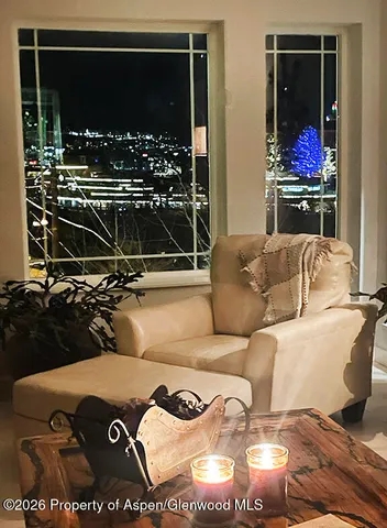 a picture of a couch in a living room