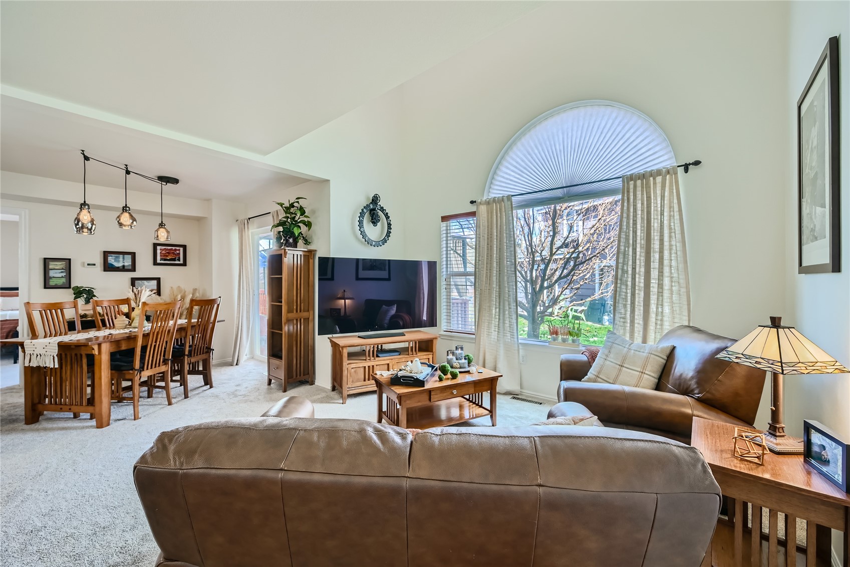 852 Alpine Road Dillon, CO 80435 - Photo 2 of 29 Living Room