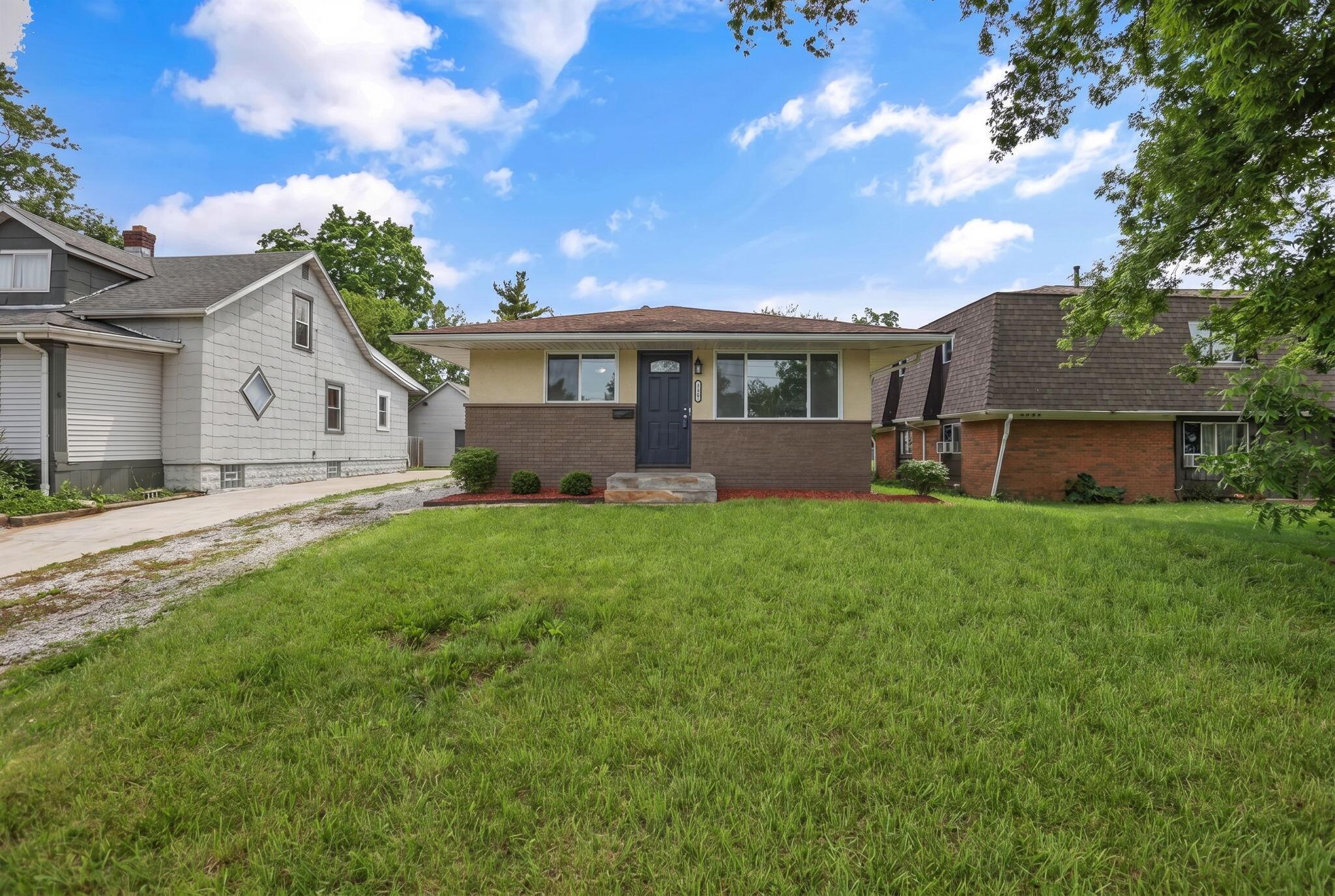 2758 Beulah Road Columbus, OH 43211 - Photo 2 of 54 2-web-or-mls-SMEP1556