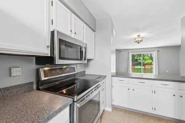 $237,500 | 196 Woodhaven Drive, Seven Fields, PA 16046