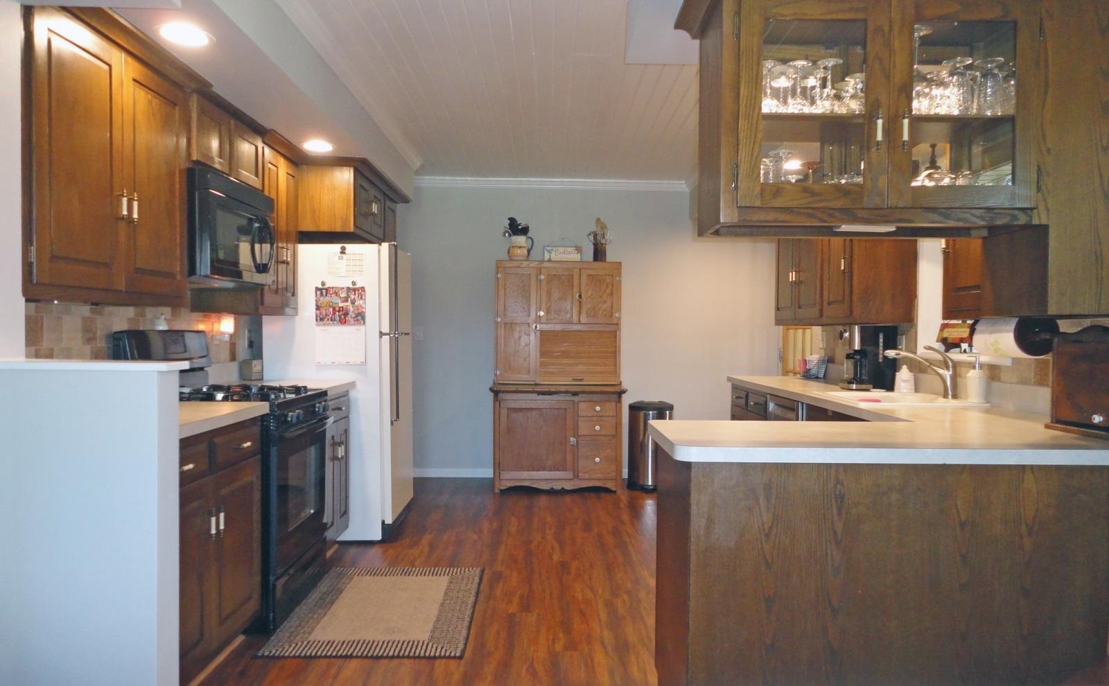 58175 Beech Road Osceola, IN 46561 - Photo 13 of 35 Gallery Image 13