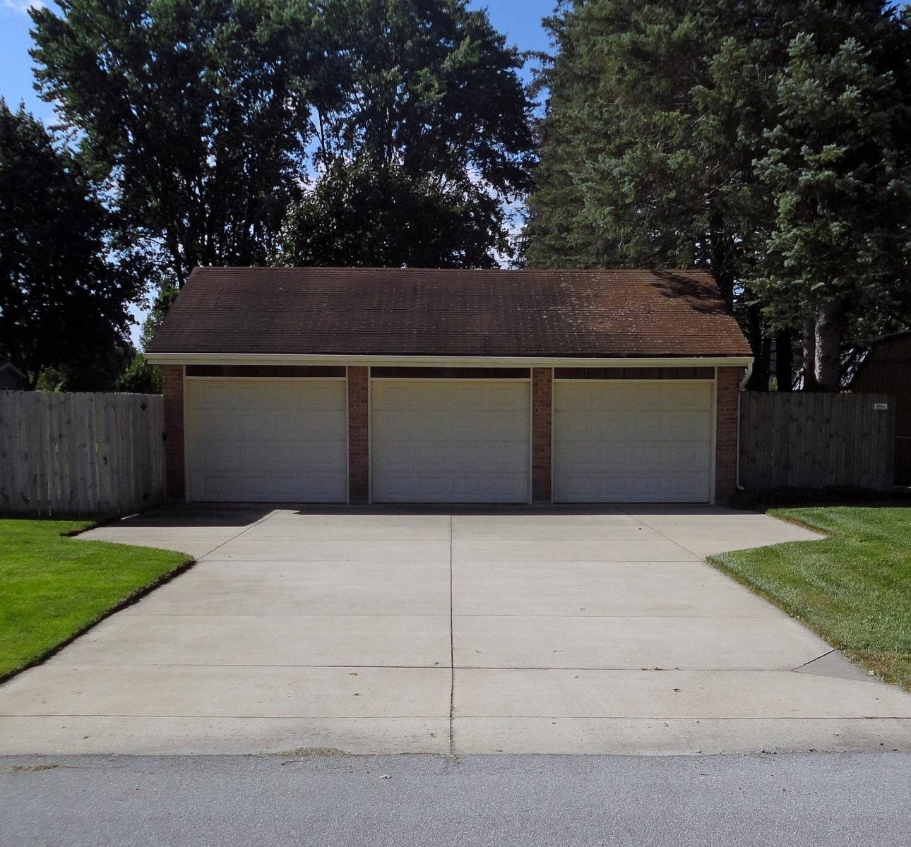 58175 Beech Road Osceola, IN 46561 - Photo 3 of 35 Gallery Image 3