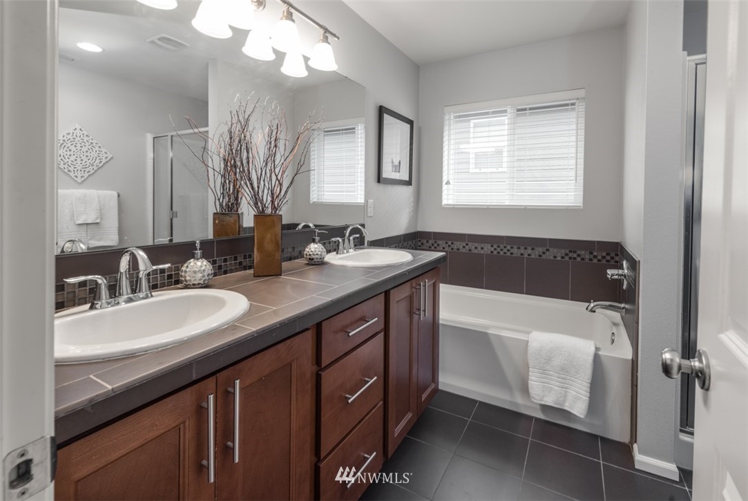 3605 185th Place Southeast Bothell, WA 98012 - Photo 13 of 23