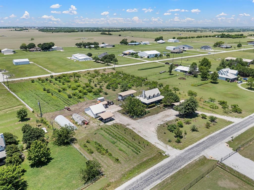 266 Old Chisholm Trail Rhome, TX 76078 - Photo 28 of 39