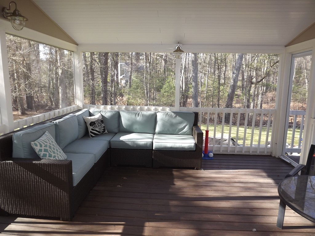 239 Hampton Road Sharon, MA 02067 - Photo 12 of 25