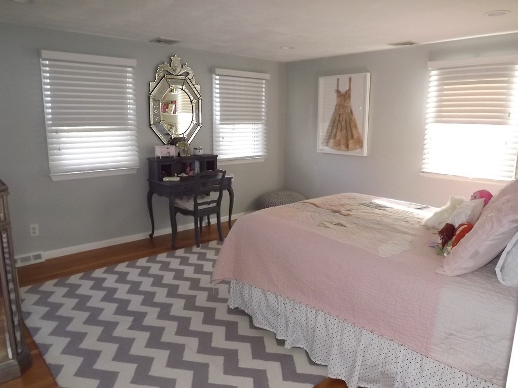 239 Hampton Road Sharon, MA 02067 - Photo 16 of 25
