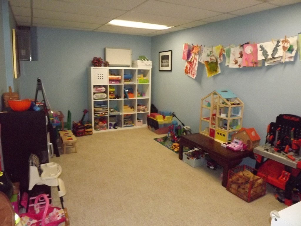 239 Hampton Road Sharon, MA 02067 - Photo 22 of 25