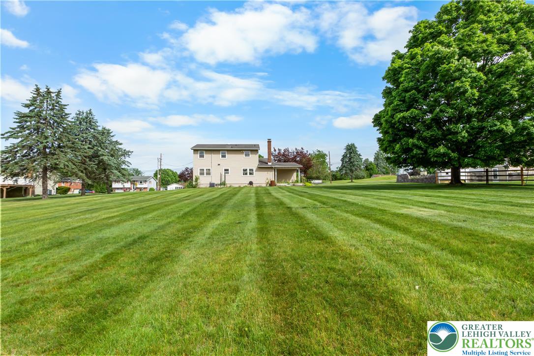 8034 Valley View Road Northampton, PA 18067 - Photo 2 of 27 Gallery Image 2