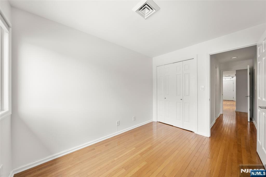 300 Gorge Road, Unit 1 Cliffside Park, NJ 07010 - Photo 22 of 33