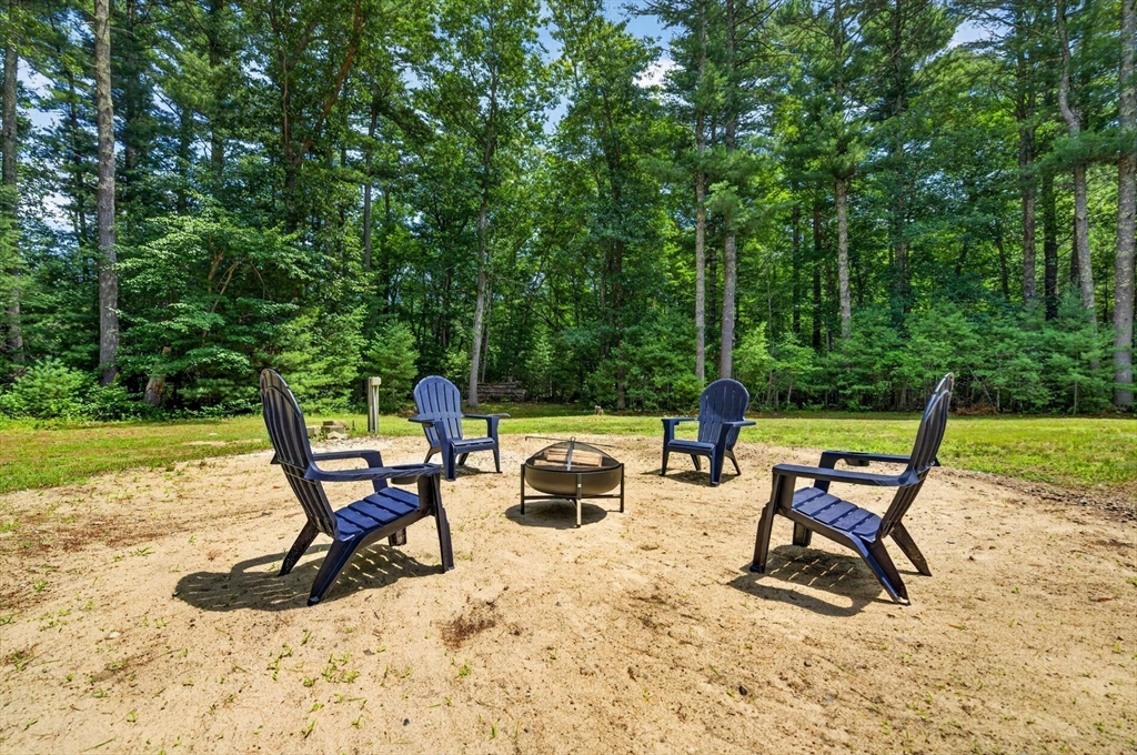 888 Walnut Plain Road Rochester, MA 02770 - Photo 10 of 42 Gallery Image 10