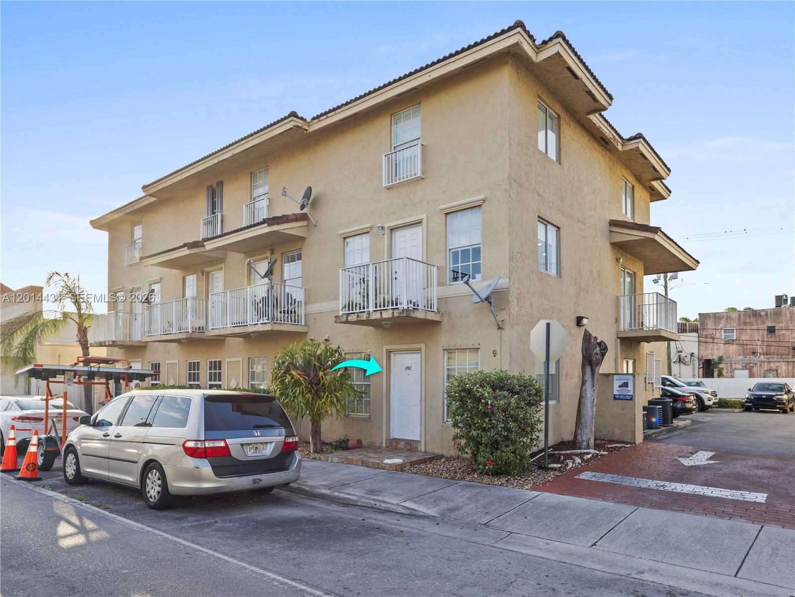 9 East 4th Street, Unit 102 Hialeah, FL 33010 - Photo 1 of 18