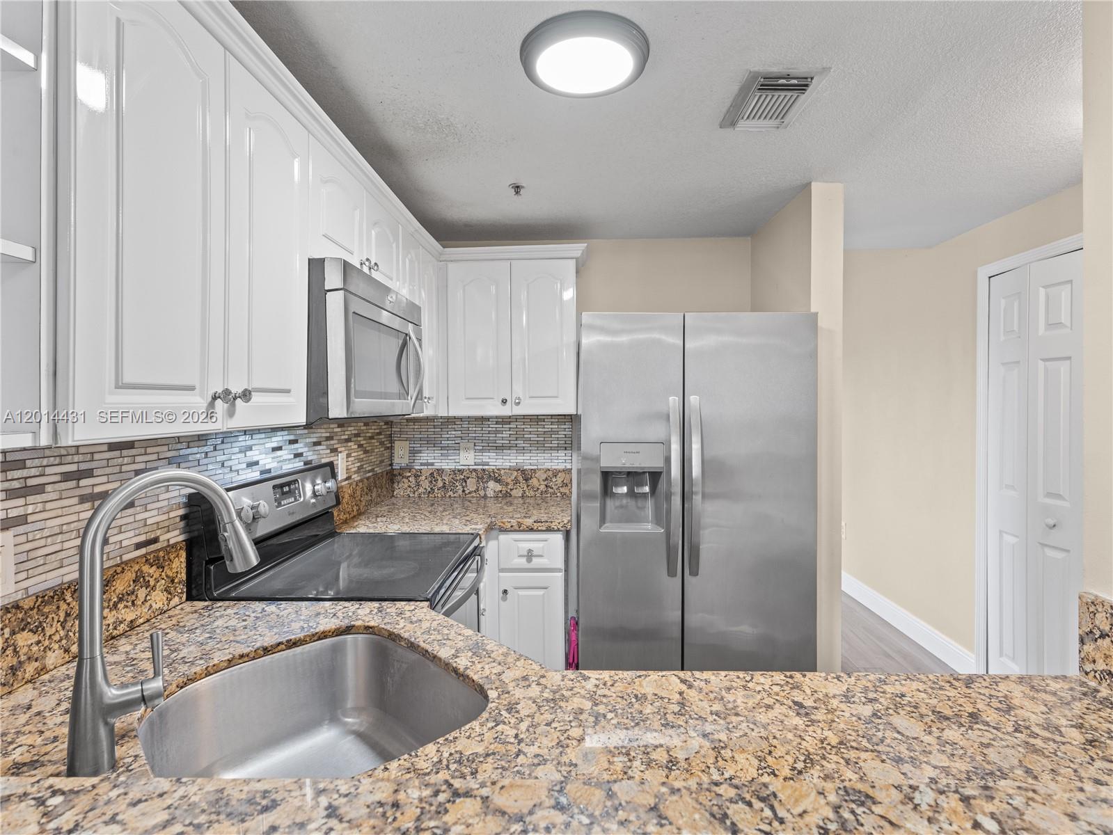 9 East 4th Street, Unit 102 Hialeah, FL 33010 - Photo 7 of 18