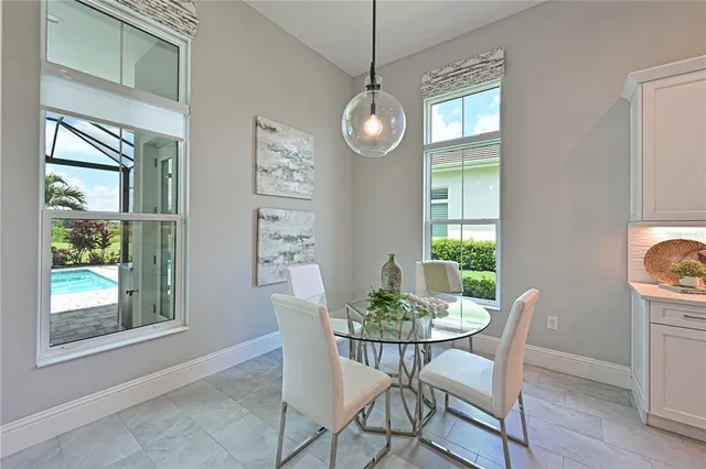 $2,100,000 | 17110 Verona Place, Lakewood Ranch, FL 34202