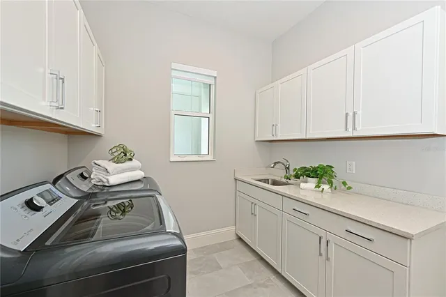 $2,100,000 | 17110 Verona Place, Lakewood Ranch, FL 34202