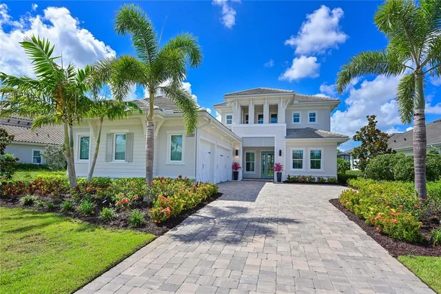 $2,100,000 | 17110 Verona Place, Lakewood Ranch, FL 34202