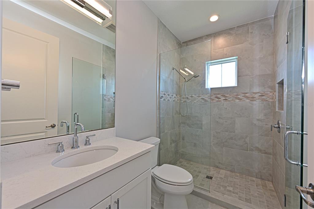 17110 Verona Place Lakewood Ranch, FL 34202 - Photo 32 of 60