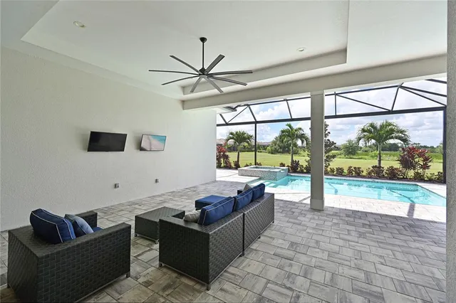 $2,100,000 | 17110 Verona Place, Lakewood Ranch, FL 34202