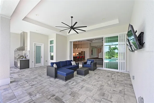 $2,100,000 | 17110 Verona Place, Lakewood Ranch, FL 34202