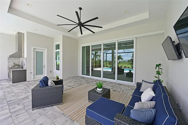 $2,100,000 | 17110 Verona Place, Lakewood Ranch, FL 34202