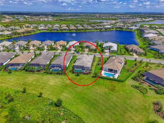 $2,100,000 | 17110 Verona Place, Lakewood Ranch, FL 34202