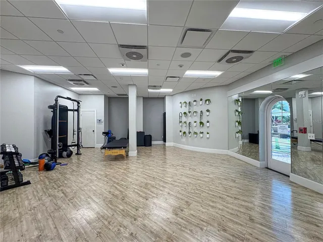 $2,100,000 | 17110 Verona Place, Lakewood Ranch, FL 34202